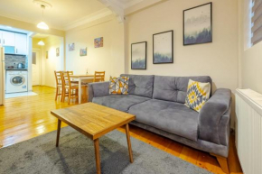 Central Flat with Balcony 700 m to Taksim Square